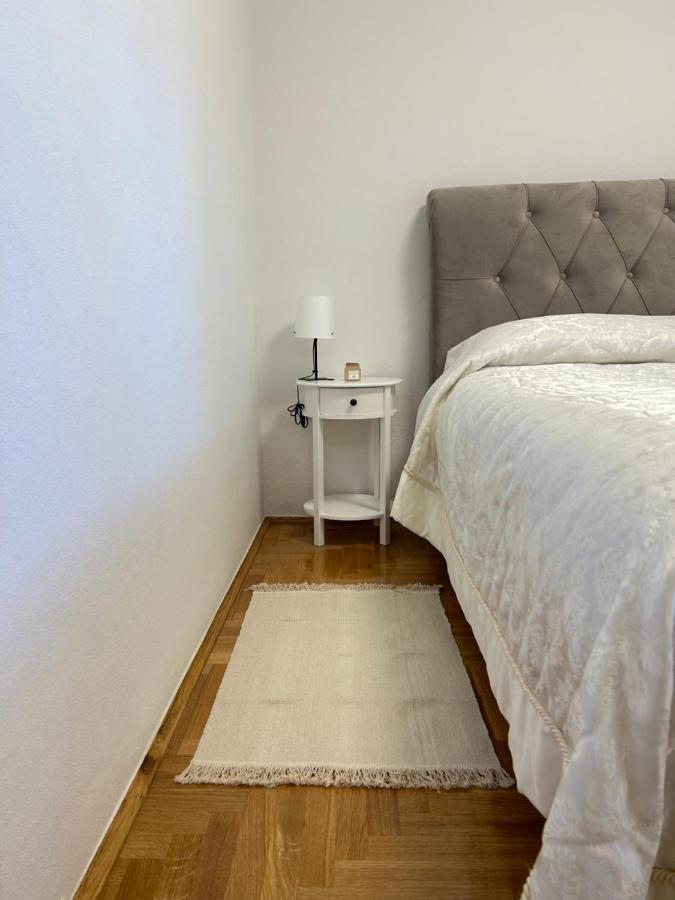 Zio Nino Apartment Sutomiscica Exterior foto